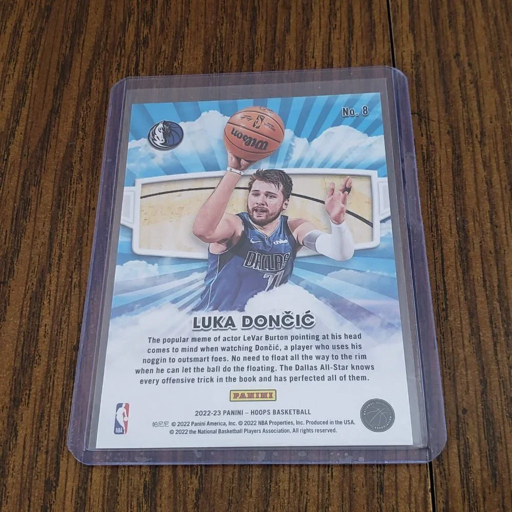 2022-23 Panini NBA Hoops Skyview Luka Doncic #8 Dallas Mavericks